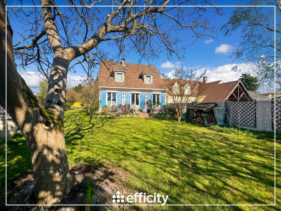 Maison à BRIE-COMTE-ROBERT