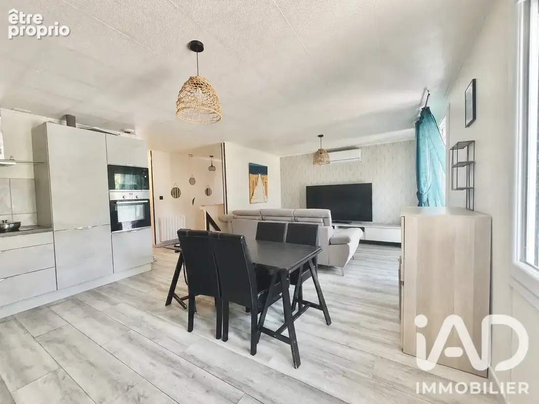 Photo 1 - Maison à AMBARES-ET-LAGRAVE