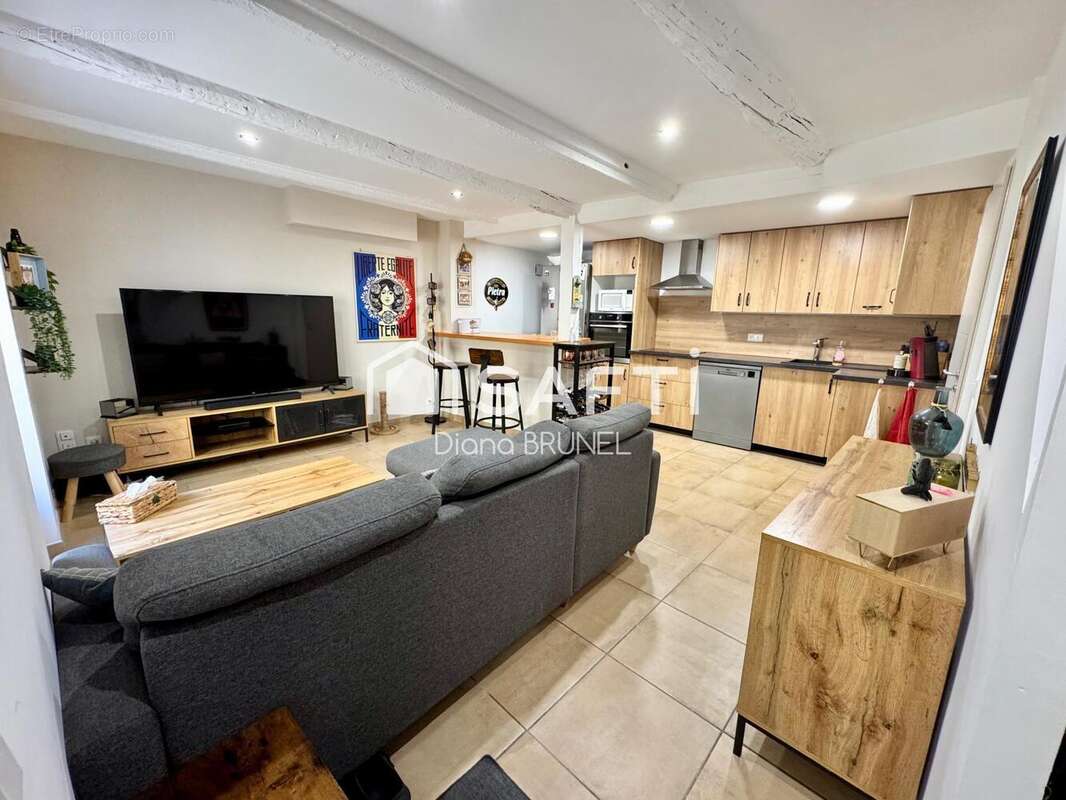 Photo 2 - Maison à LA TOUR-D&#039;AIGUES