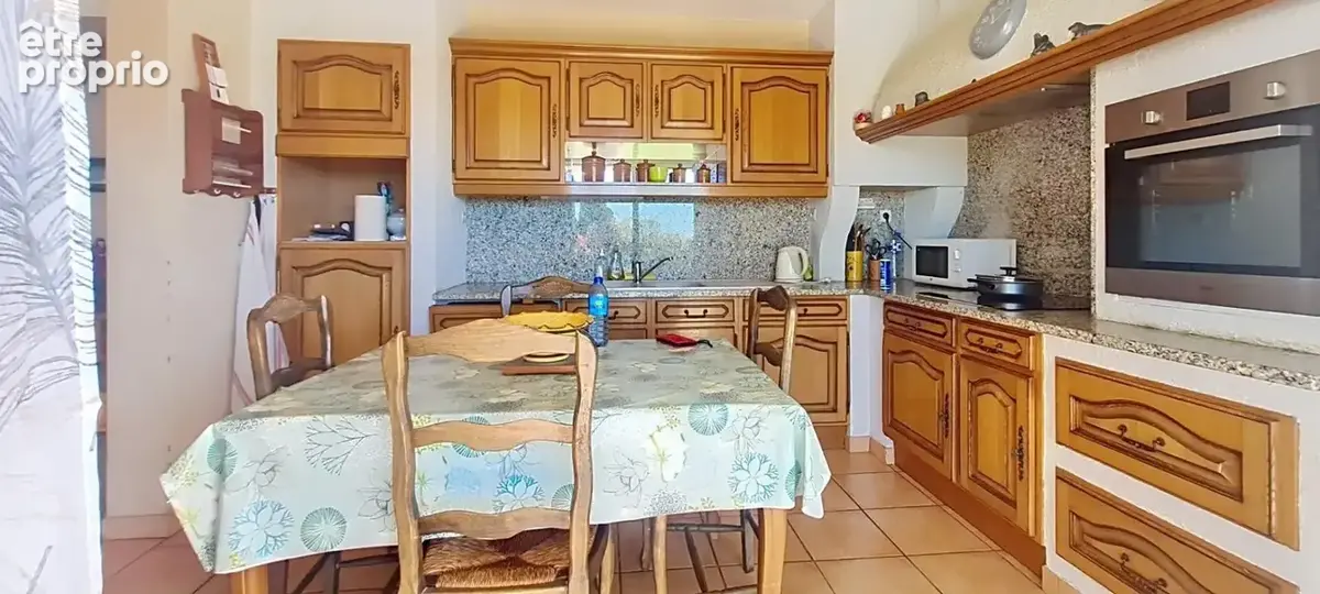 Jolie villa de plain-pied de 147m² avec garage et vue dégagée - photo 9