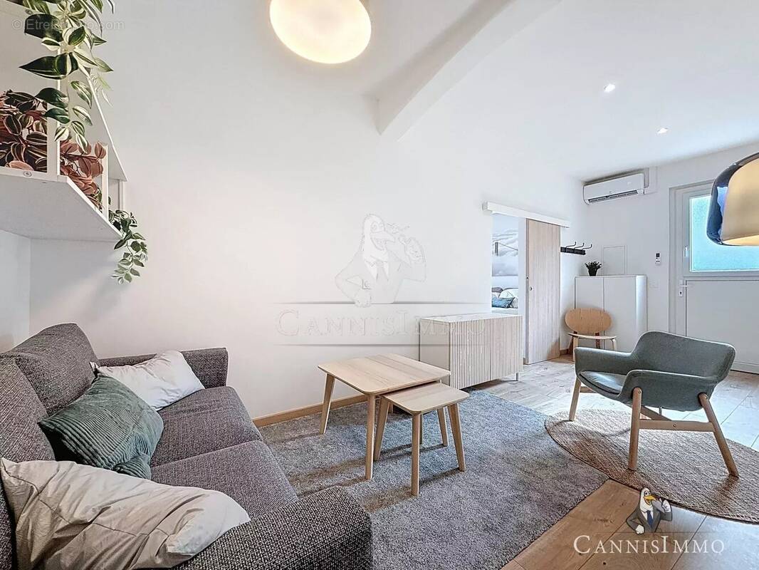 Appartement à CANNES