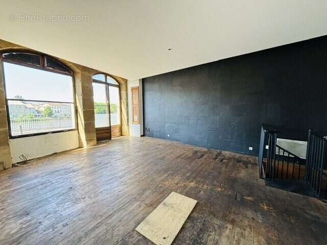 Commerce 71 m² à Romans-Sur-Isere  - photo 2