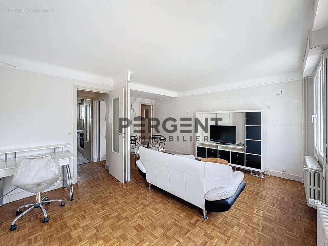 Appartement à CHARLEVILLE-MEZIERES