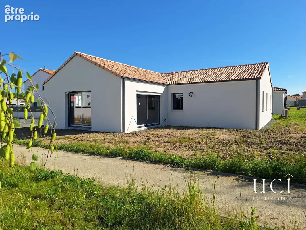 Maison 6 pièces 117 m² à vendre à Le Loroux-Bottereau (44430) - photo 6