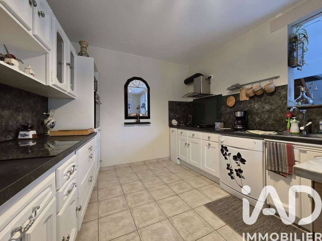 Maison 177 m² à Pas-De-Jeu  - photo 9
