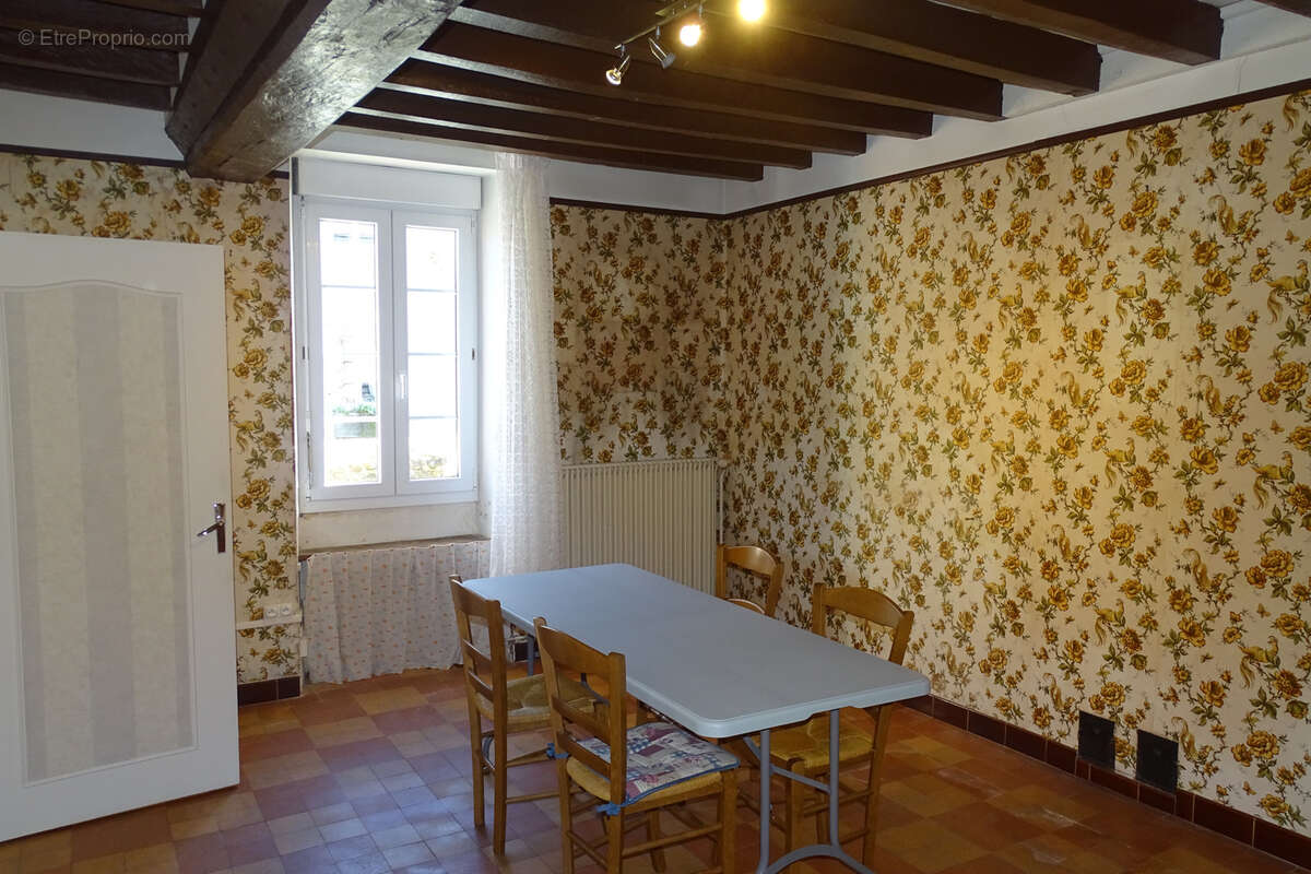 Maison à DEUX-EVAILLES