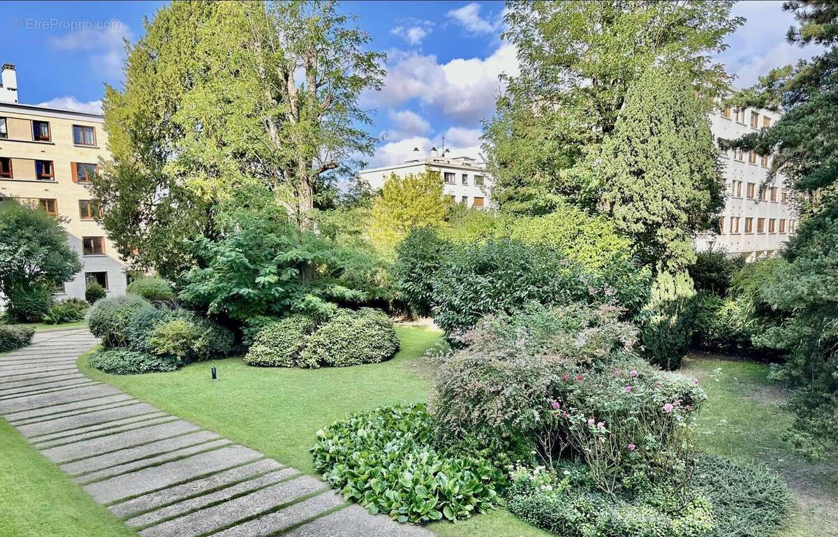 Appartement à NOGENT-SUR-MARNE