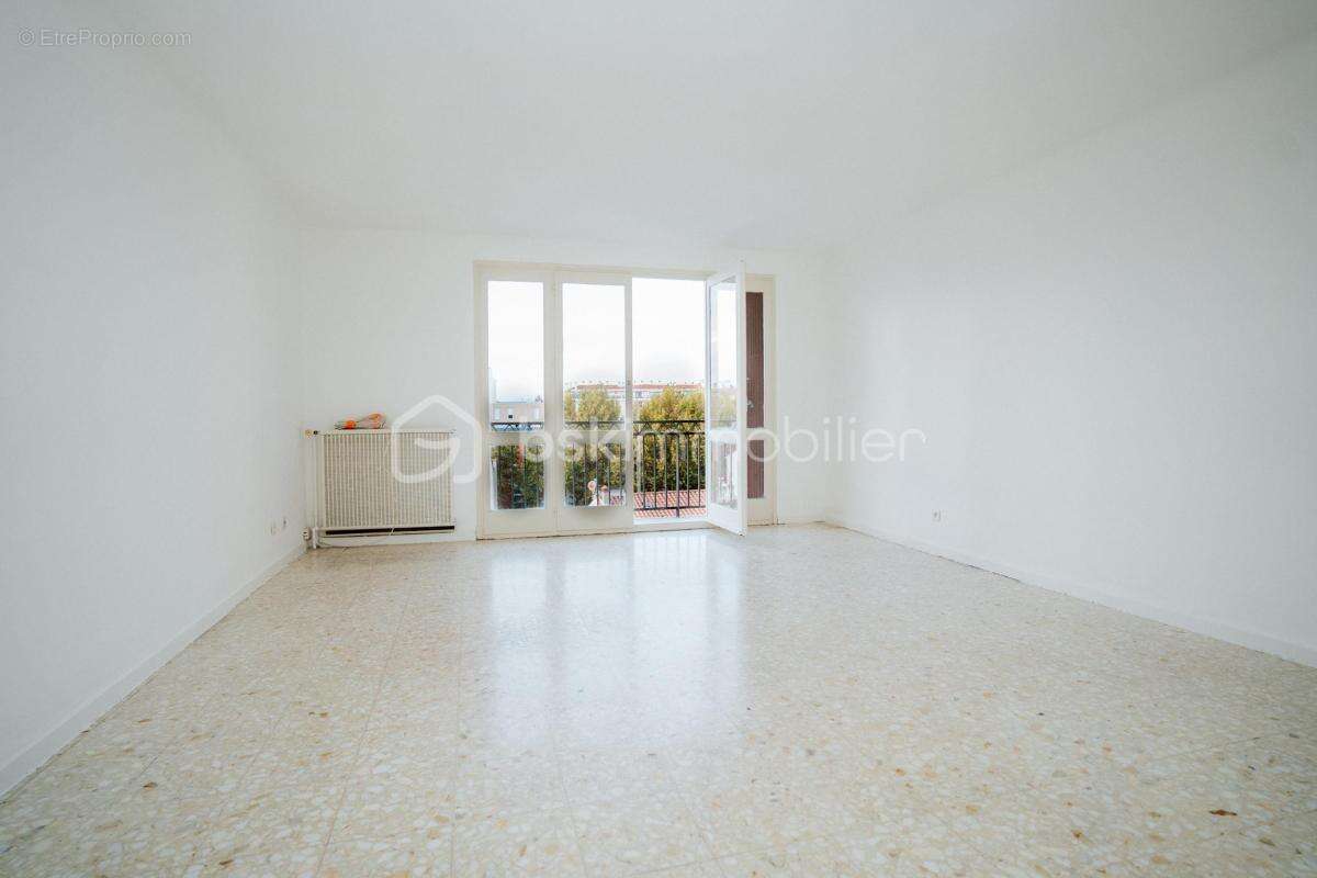 Appartement T3 74 m² – 2 balcons + 2 parking – 6ᵉ étage - avec ascenseur - photo 3