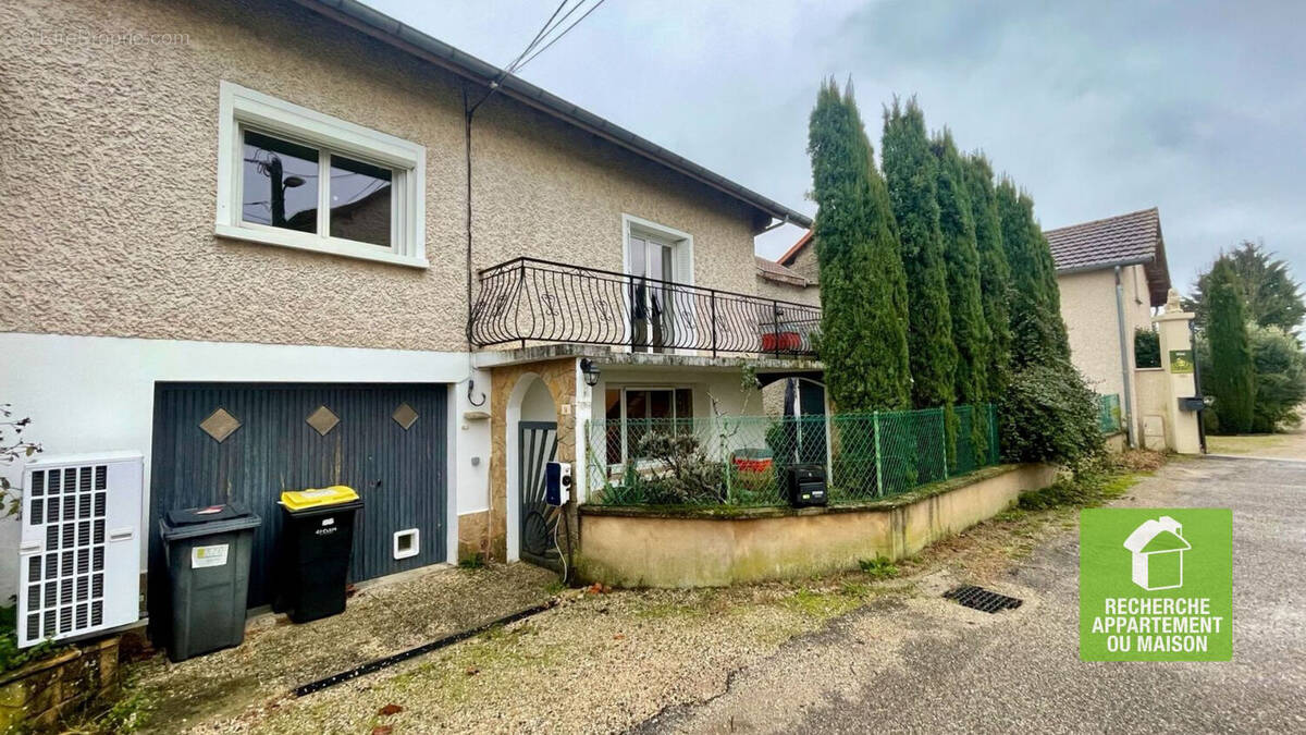 Maison à OPTEVOZ