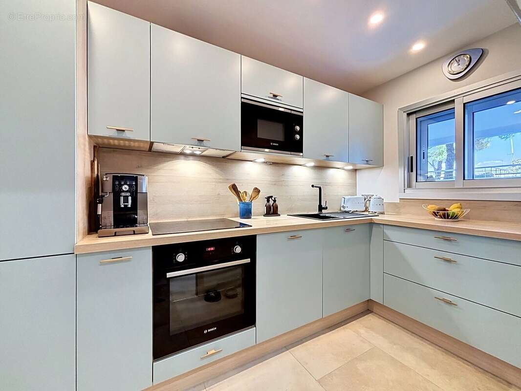 Appartement à VILLENEUVE-LOUBET