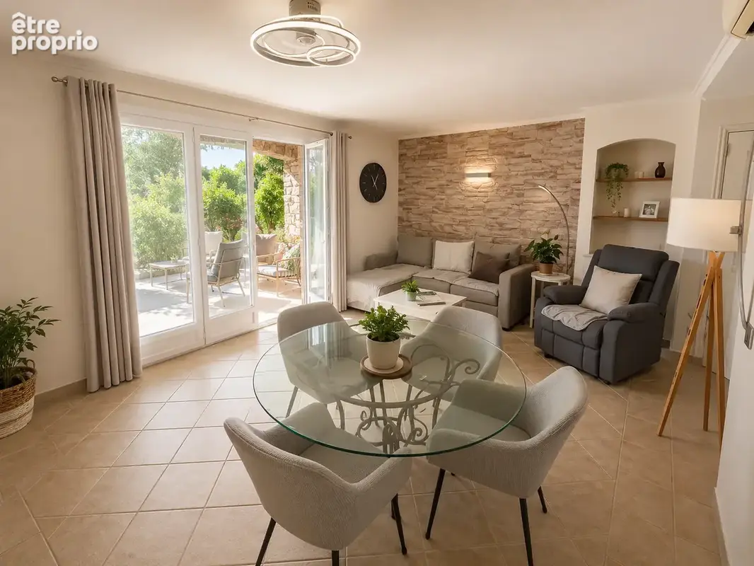 Appartement à LA CROIX-VALMER