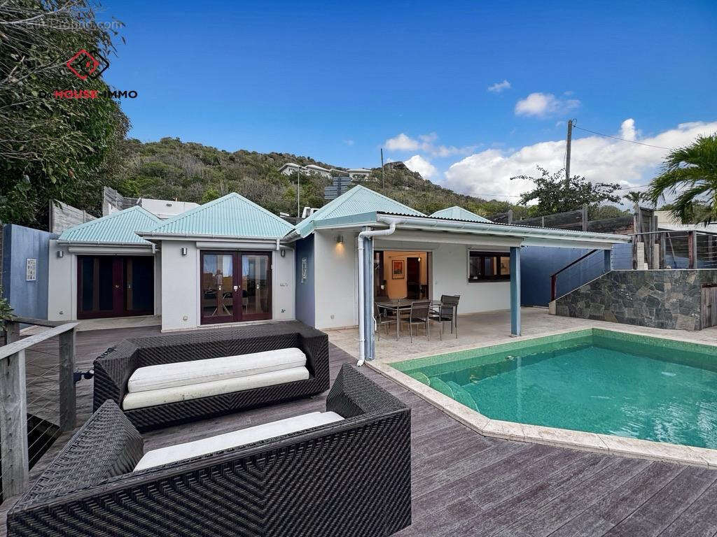 ** À vendre : Superbe propriété 9 pièces avec piscine - 6 chambres- 250m2** - photo 2