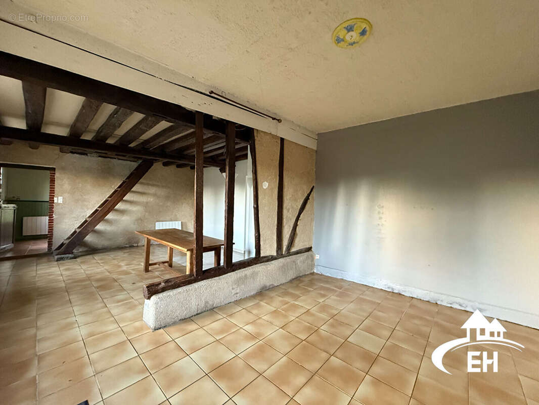 Maison à L&#039;AIGLE