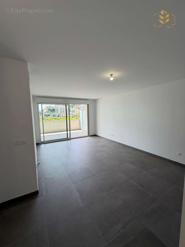Appartement à BEAUSOLEIL