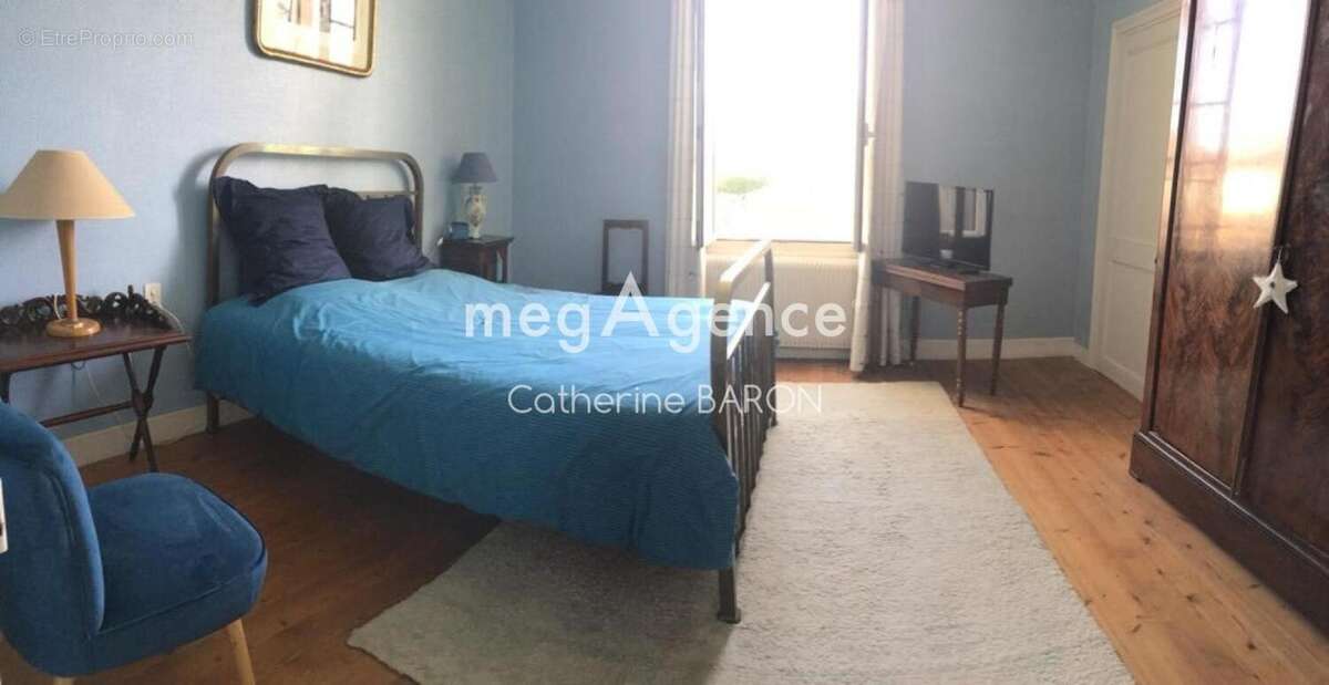 COGNAC – Maison de 175 m²  4 chambres  Piscine  Garage  Grenier aménageable - photo 9