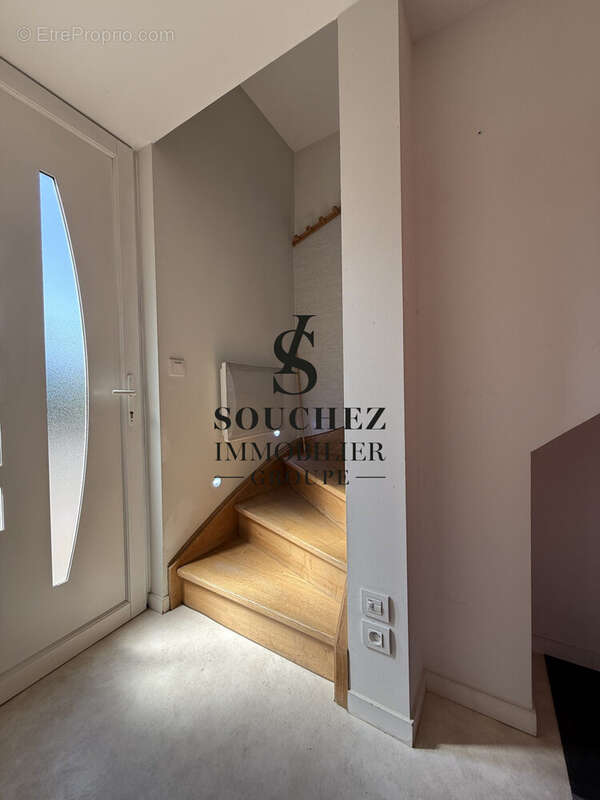 Maison 84 m² à Saint-Laurent-Blangy  - photo 2