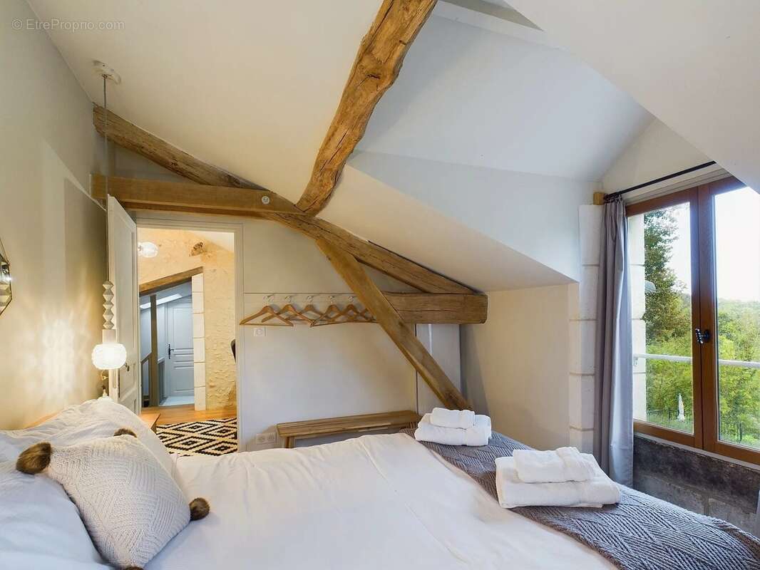 Maison à VILLETOUREIX