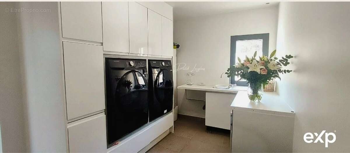 Maison à ROQUEFORT-LES-PINS