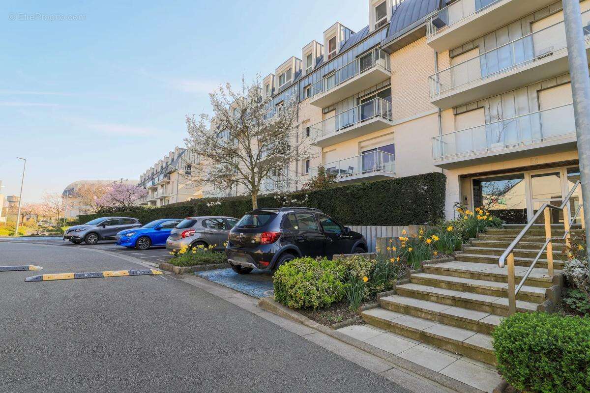 Appartement à LA MADELEINE