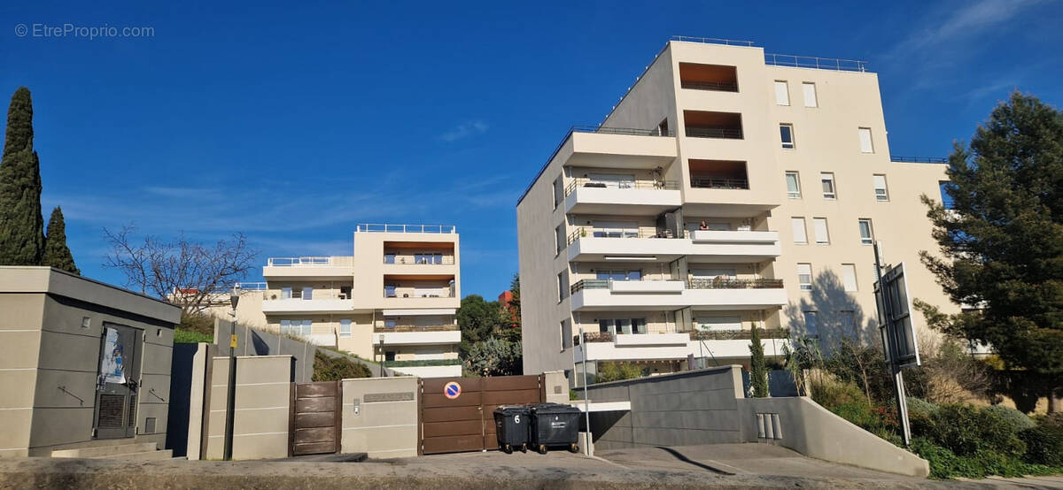Appartement à MARSEILLE-11E