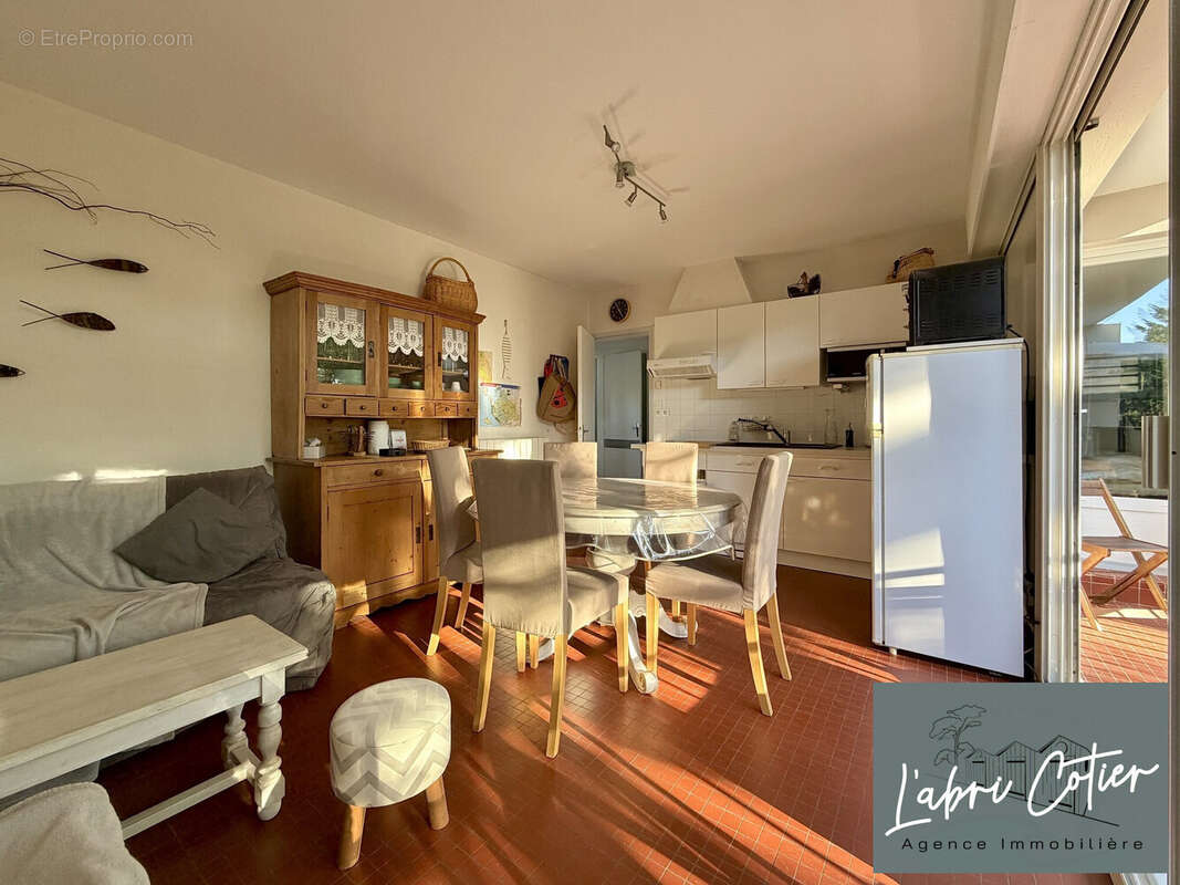Pièce de vie - Appartement à SAINT-JEAN-DE-MONTS