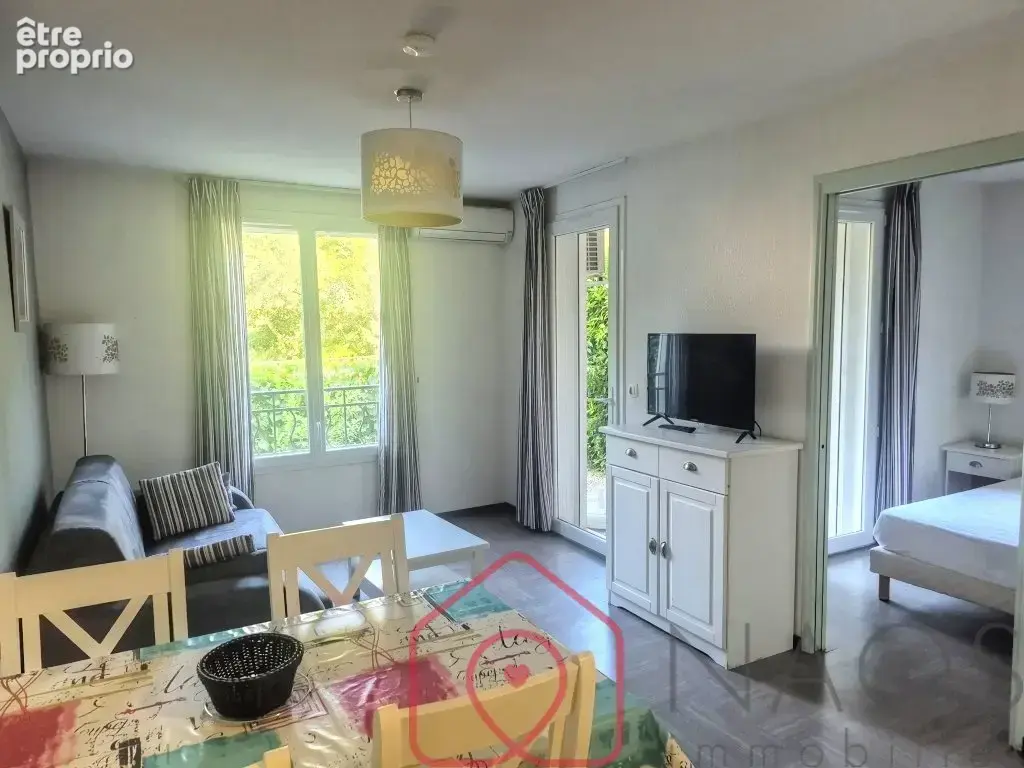 Appartement à GREOUX-LES-BAINS