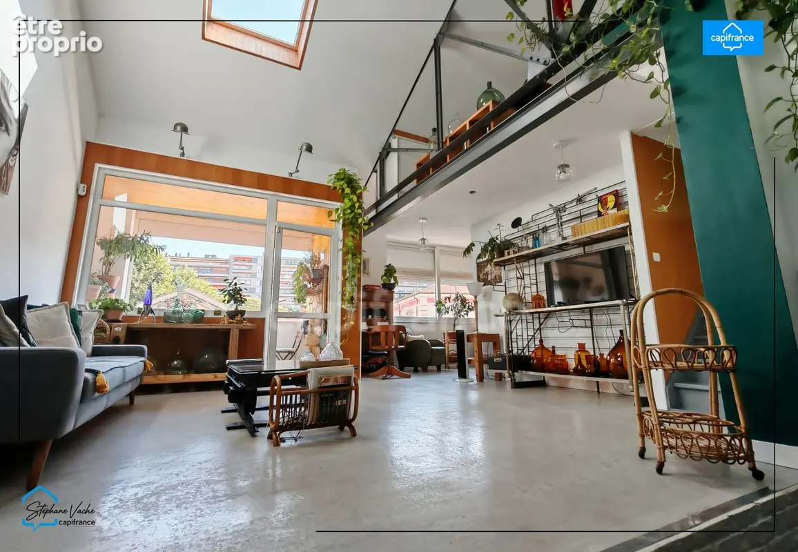 Appartement à SAINT-ETIENNE