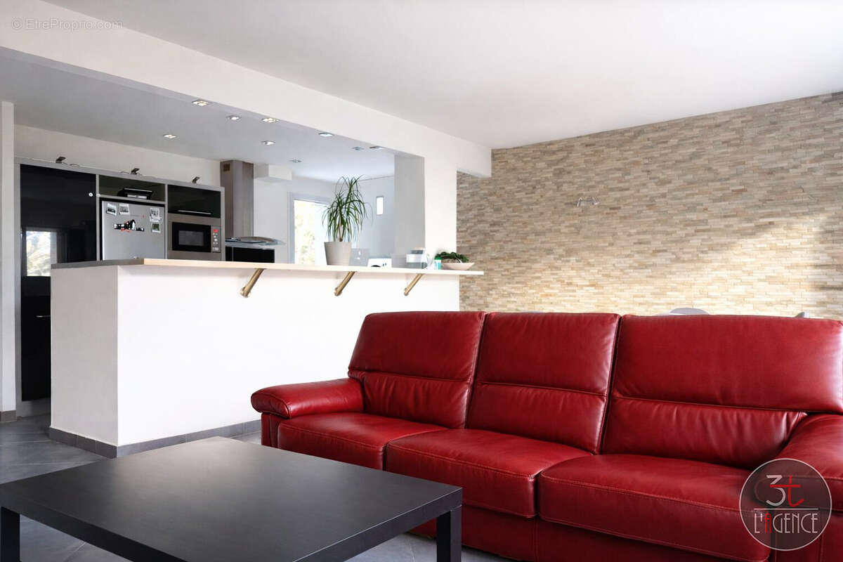 Appartement à FONTENAY-SOUS-BOIS