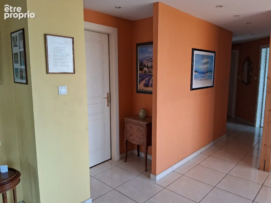 Appartement 150 m² à Montbeliard  - photo 8