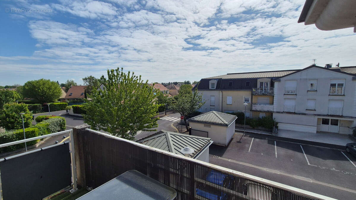 Appartement à BRIE-COMTE-ROBERT