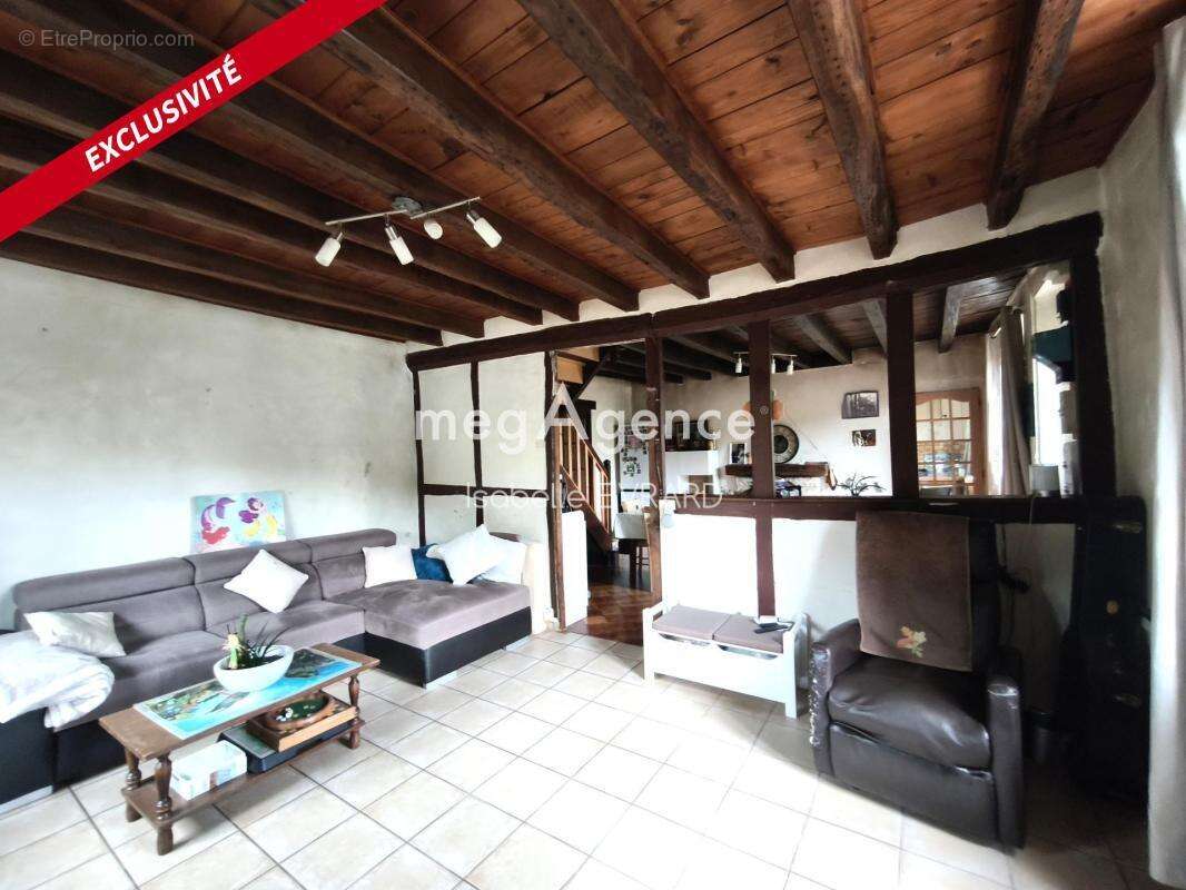 Maison avec travaux - 3 chambres dont une en RDC - photo 2