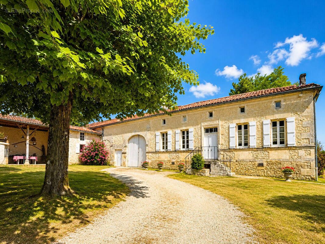 Maison à SAINT-MARTIAL
