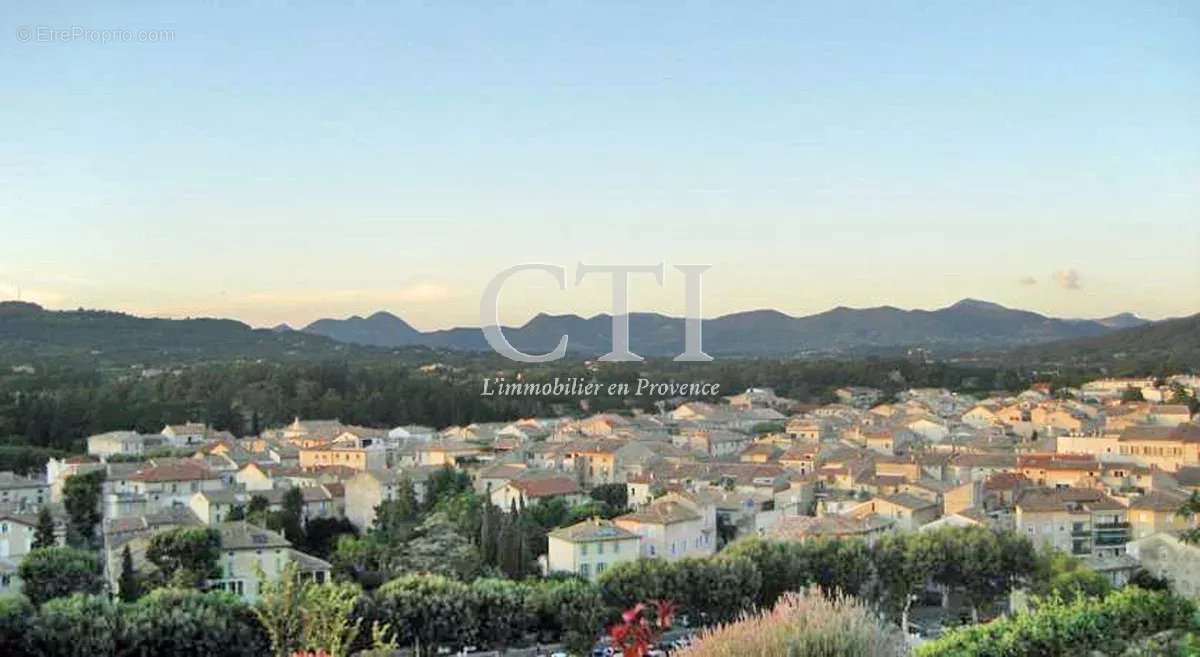 Maison à VAISON-LA-ROMAINE