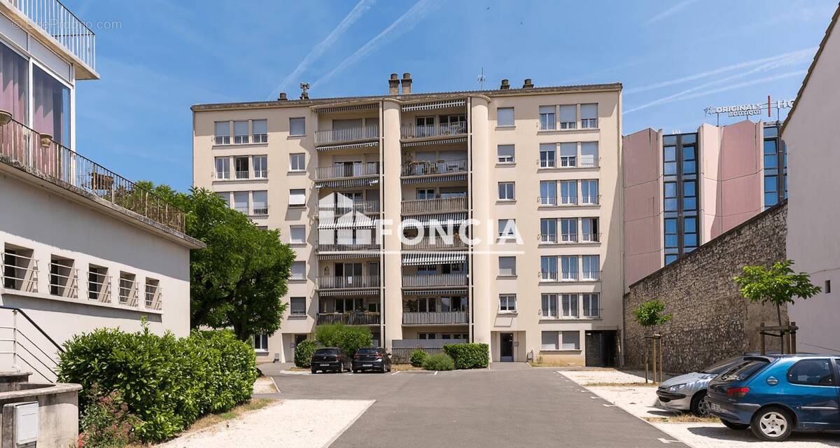 Appartement à MONTELIMAR