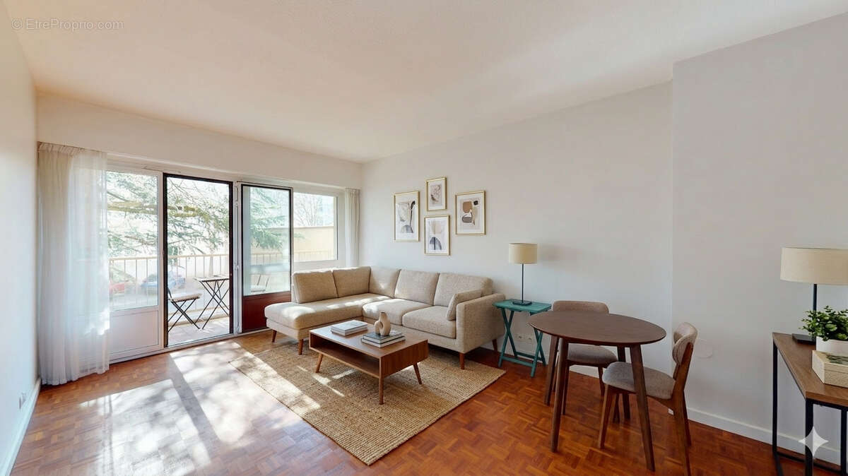 Appartement à LE VESINET