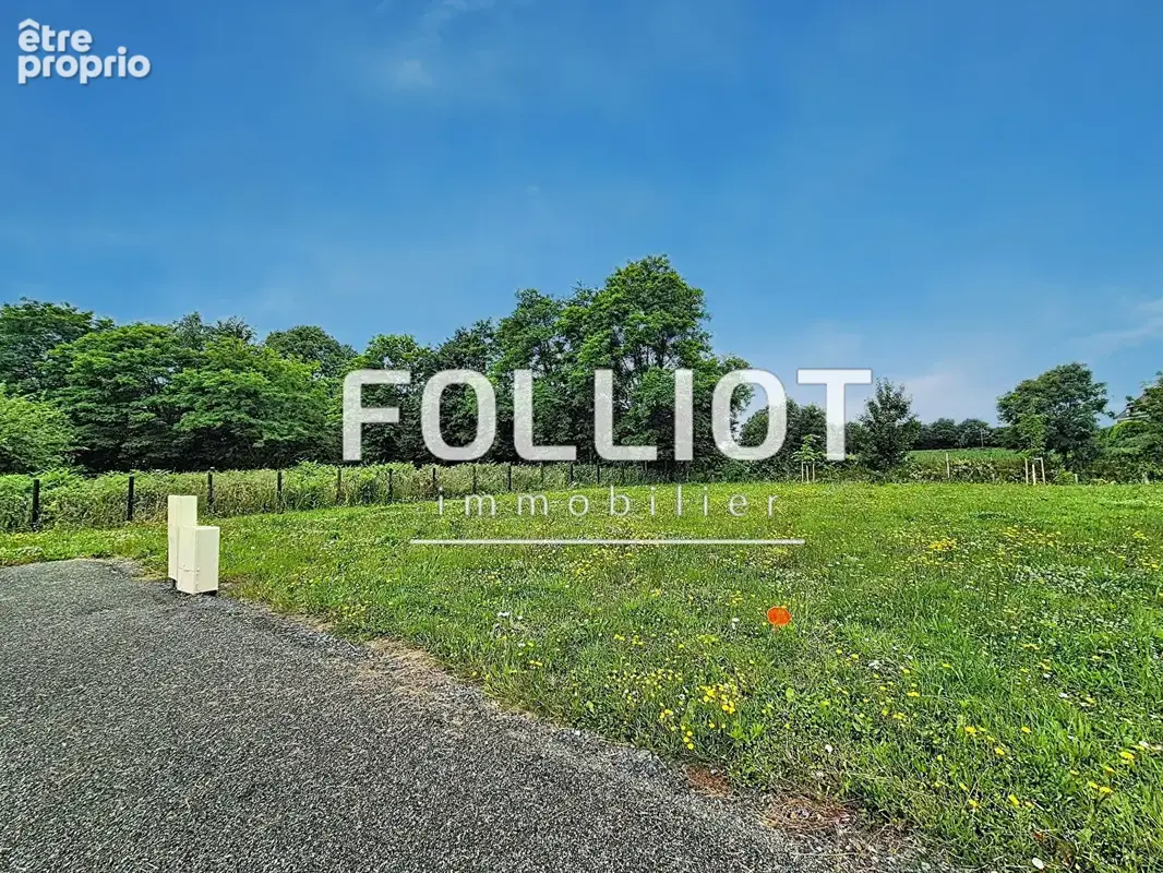 À vendre terrains à bâtir viabilisés de 432 à 435 m² à Saint-Planchers - photo 3