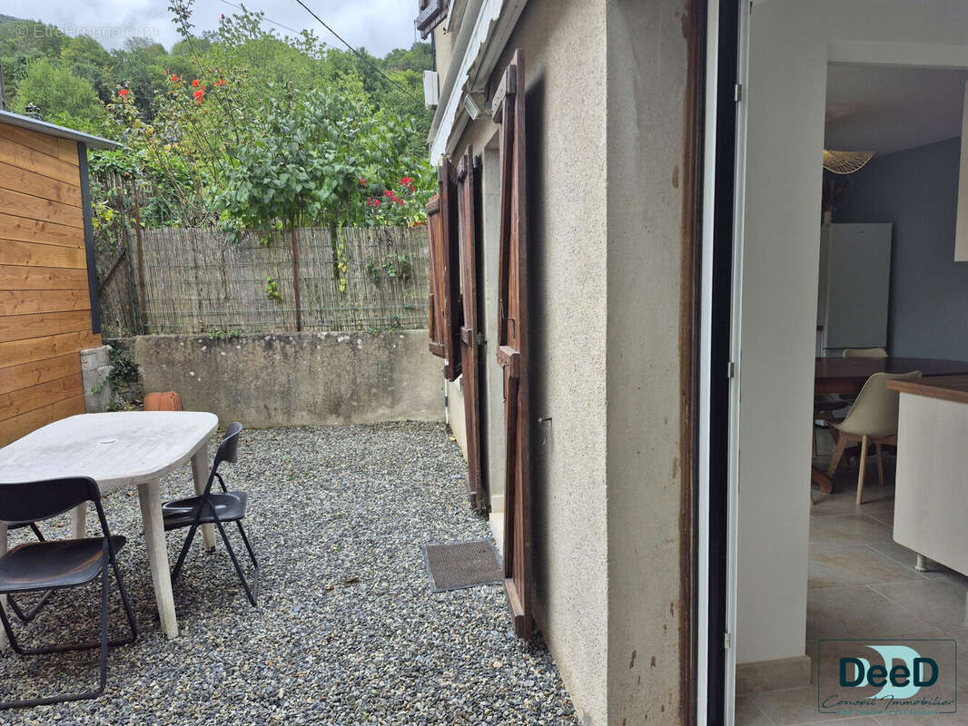 Maison à SARRANCOLIN