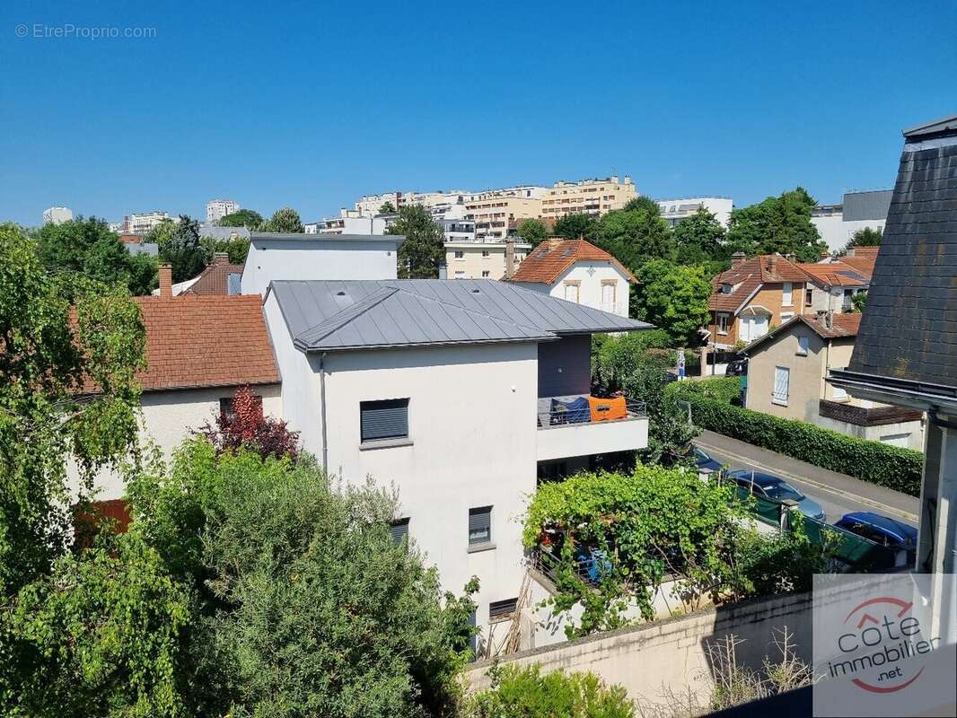 Appartement à BOURG-LA-REINE