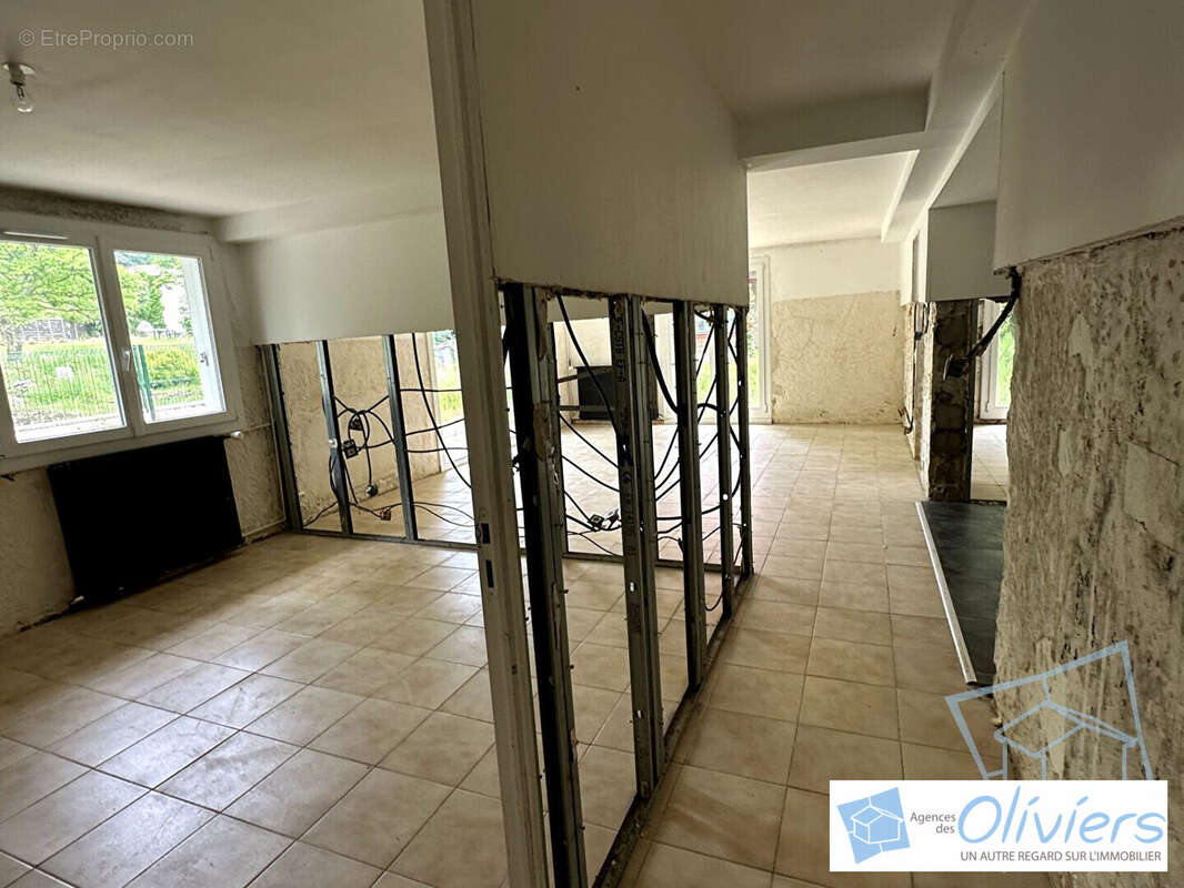 Appartement à SAINT-REMY-LES-CHEVREUSE