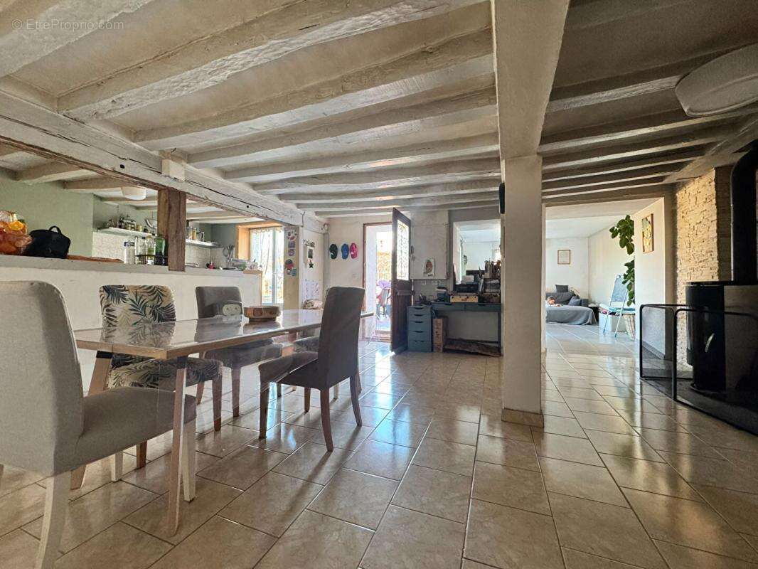 Maison Vignoux Sur Barangeon 4 pièce(s) 112 m2 - photo 5