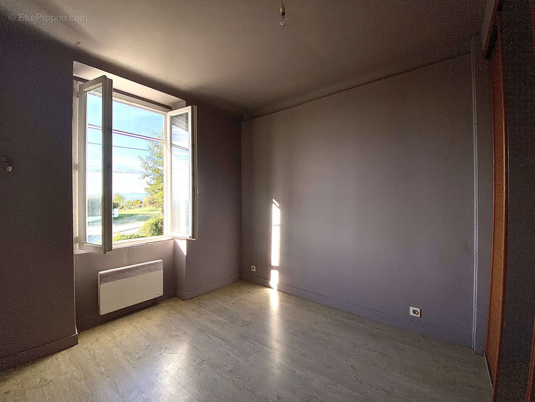 Maison à BARDOS