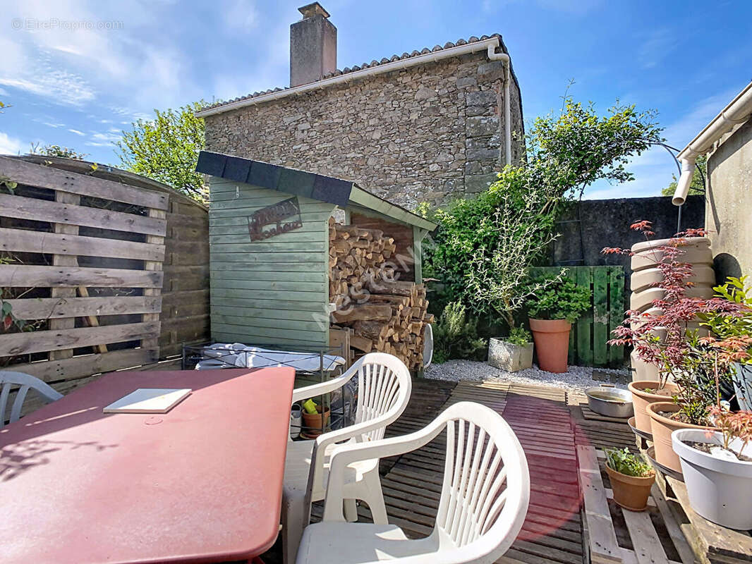 Maison à BOUSSAY