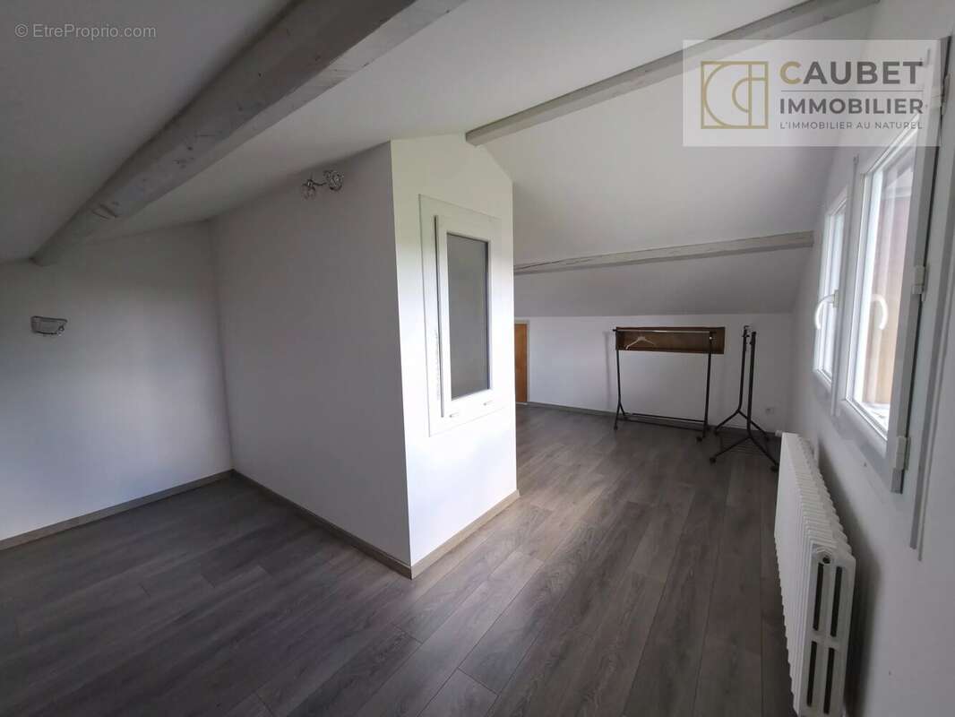 Tarbes - quartier st antoine - maison 5 chambres - photo 12