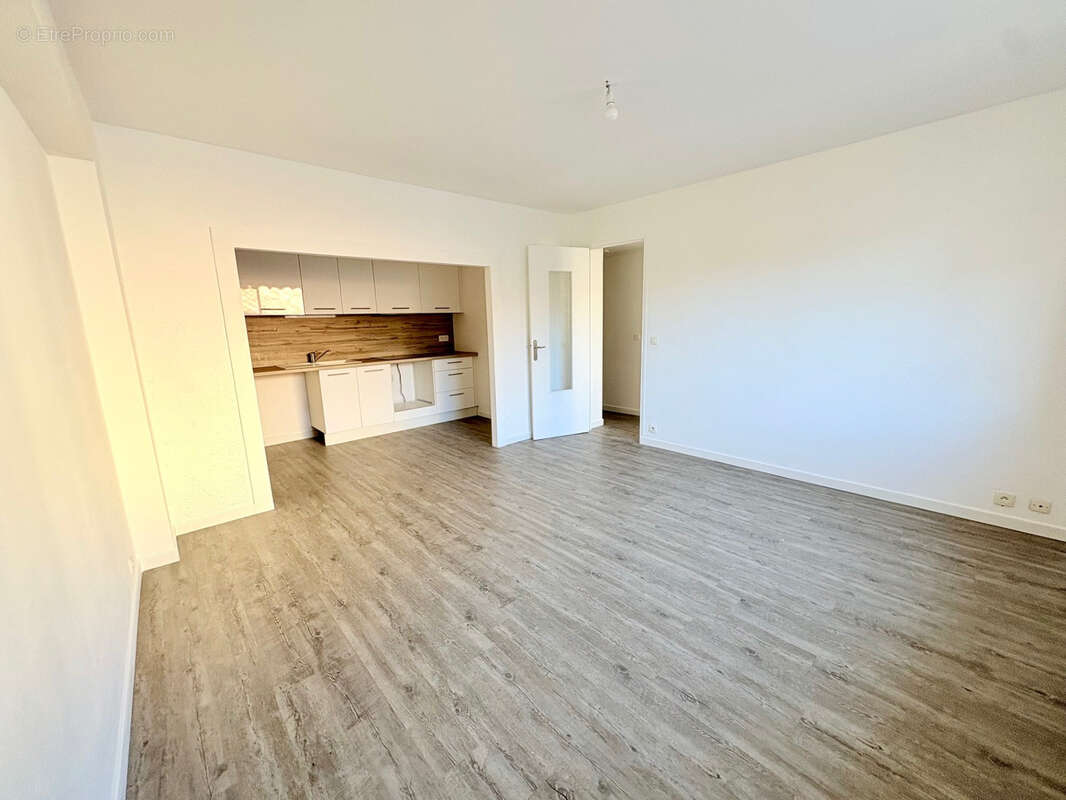 Appartement T3 parfait état traversant lumineux au cœur de Pérols - photo 2