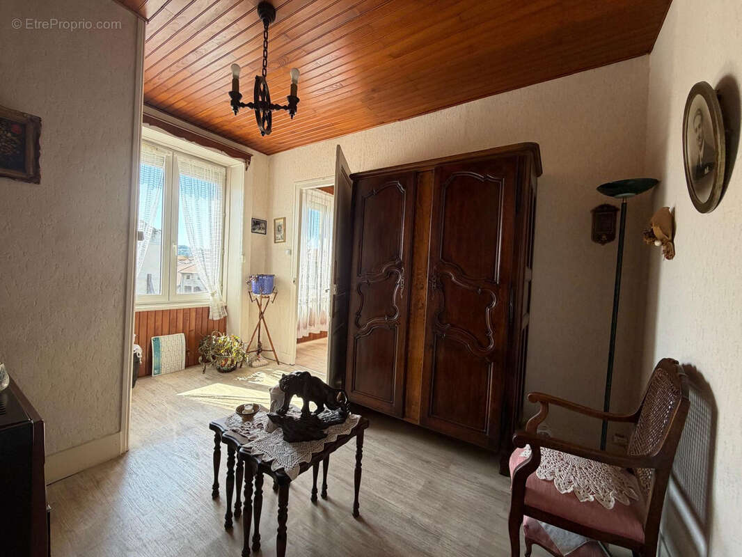 LA RICAMARIE - 4 PC + cuisine 91m2 - photo 5