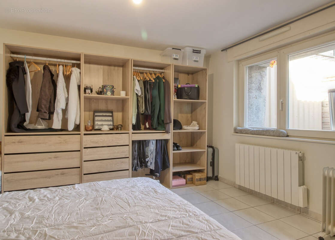 Appartement à AUBE
