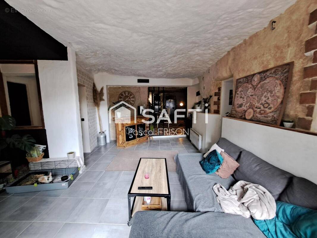 Photo 1 - Maison à SAINT-ETIENNE-DE-CHIGNY