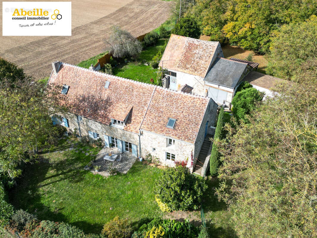 Maison à VAUGRIGNEUSE