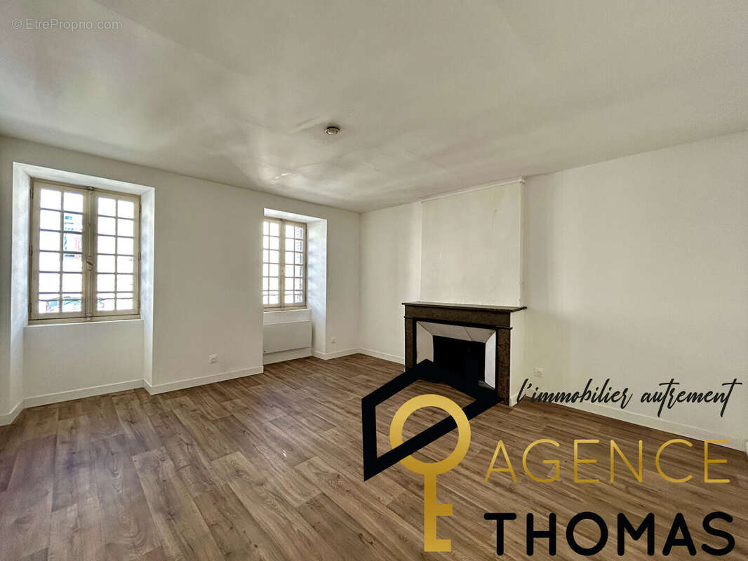 Appartement à AUBENAS