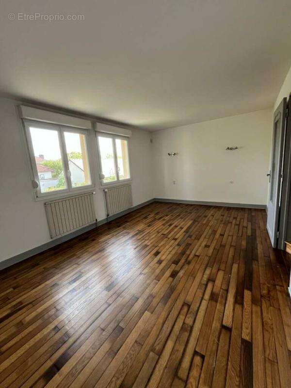 Maison à SAINT-SAUVEUR